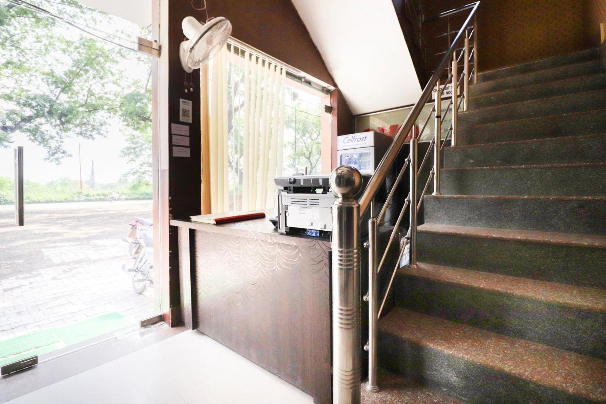 โอโย 35382 โฮเต็ล มูนไลท์ Hotel Roorkee ภายนอก รูปภาพ